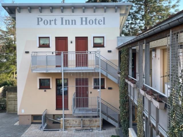Port Inn Hotel