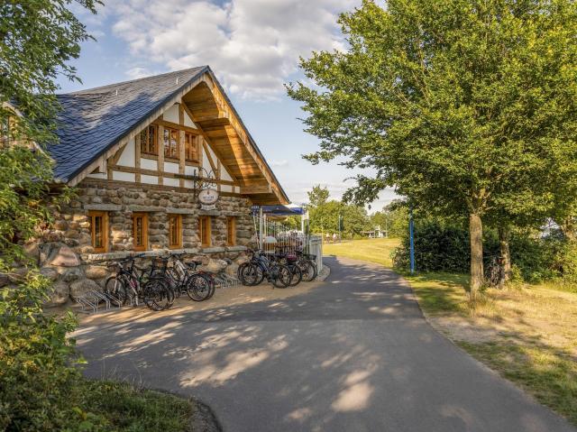 Wellnesshotel Seeschlößchen - Privat-SPA & Naturresort