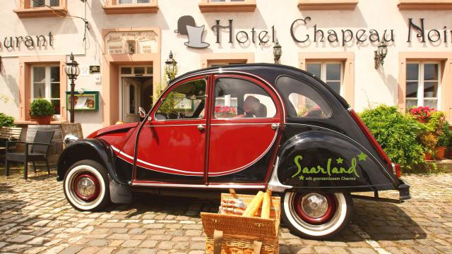 Hotel Chapeau Noir