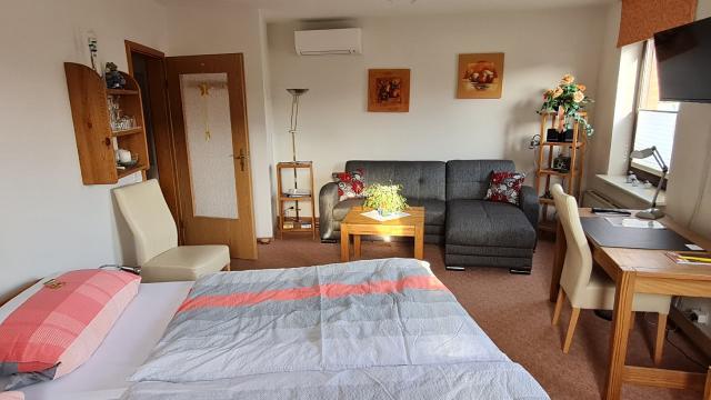 Gästezimmer am Weserradweg - Familie Gätjen