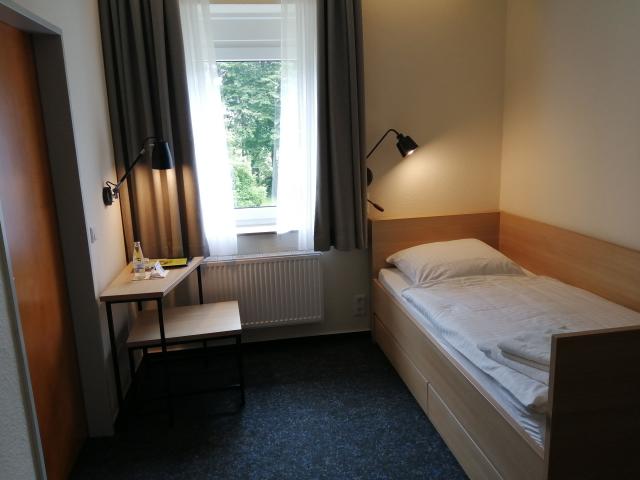 41+ inspirierend Foto Haus Mariengrund Münster - Ak Ansichtskarte Gievenbeck Fliegeraufnahme Mariengrund Kat Muenster Nr Kb52125 Oldthing Ansichtskarten Nordrhein Westfalen : All rooms have plush bedding and free bottled water.