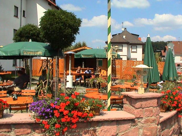 Bett + Bike Hotel Burg Waldau Unterkunft