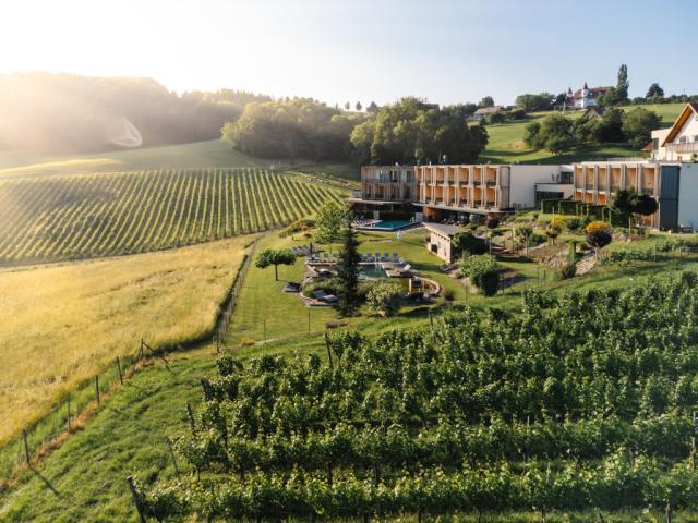 Ratscher Landhaus Wein- und Wellbeinghotel****superior