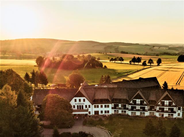Waldhotel Kreuztanne GmbH