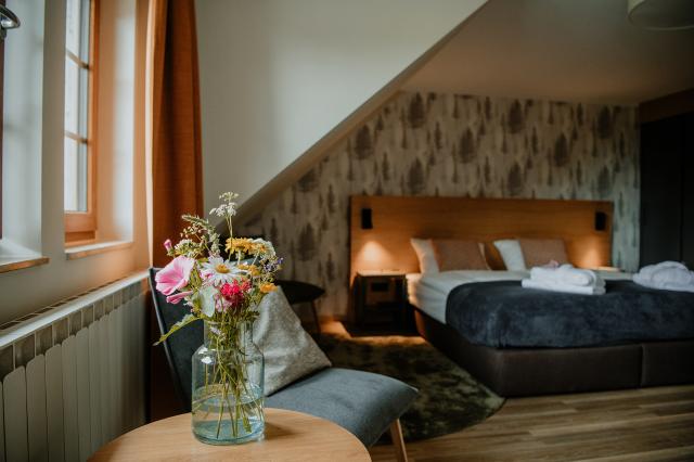 Waldhotel Kreuztanne GmbH