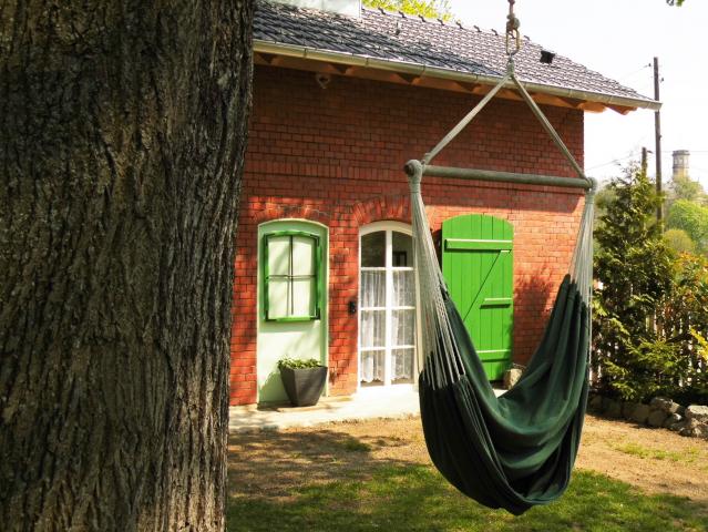 Bahnhof Droyßig - Übernachten im Denkmal