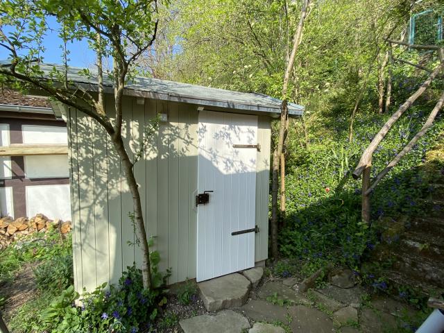 Dachzelten auf dem Hühnerhaus