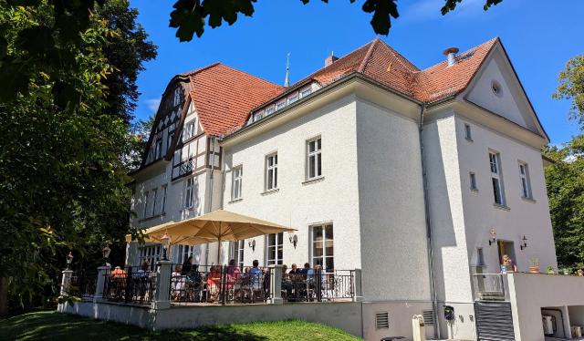 Schloss Sigrön - Superior Camping & Hotel