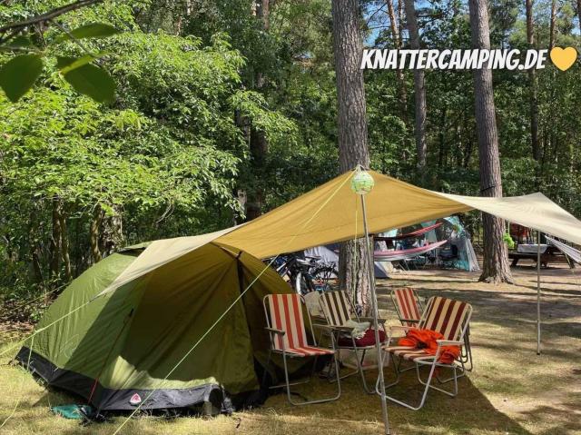 Knattercamping